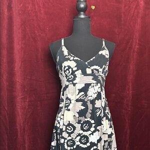 Old Navy Black and Cream Floral Midi Dress